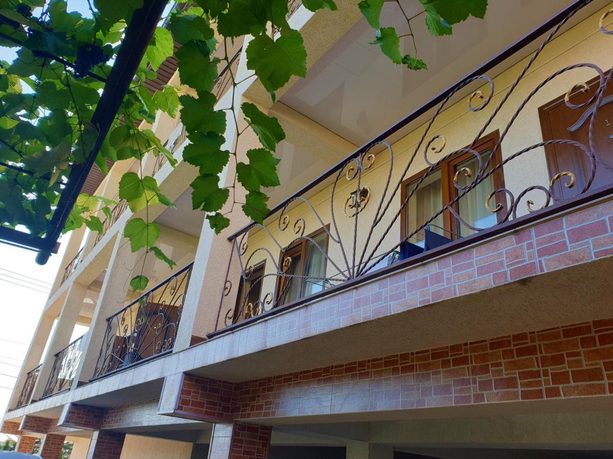 גגרה Guest House Lykhny מראה חיצוני תמונה