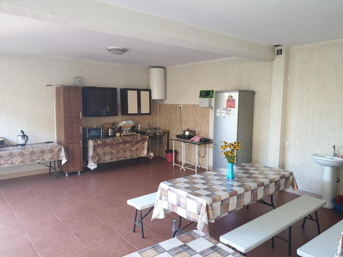 גגרה Guest House Lykhny מראה חיצוני תמונה